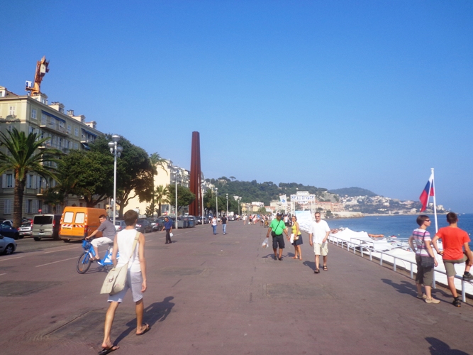 Английская набережная в Ницце во время отдыха